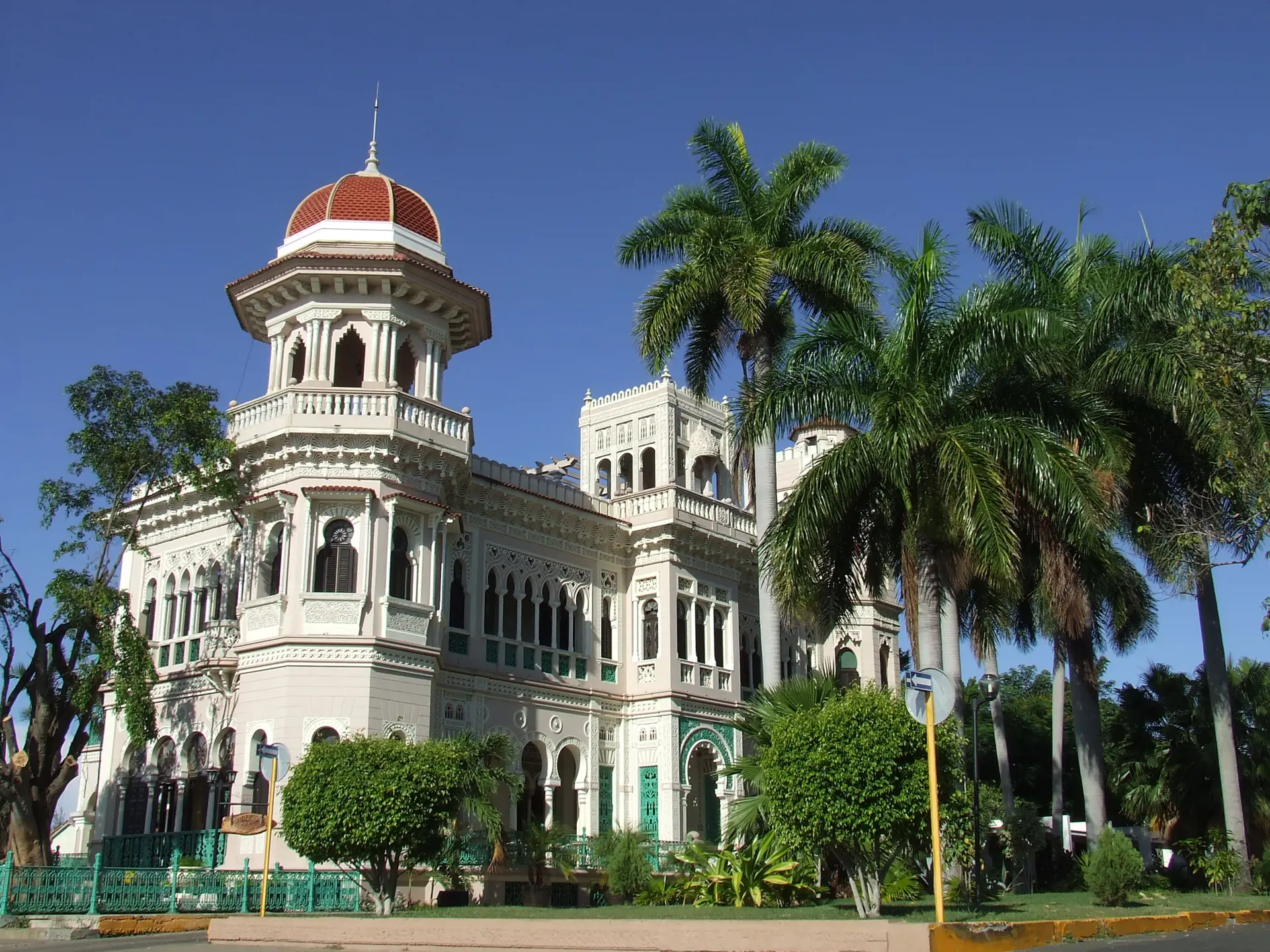 Beautiful palace in Cienfuegos city, Cuba shutterstock_16316269.jpg