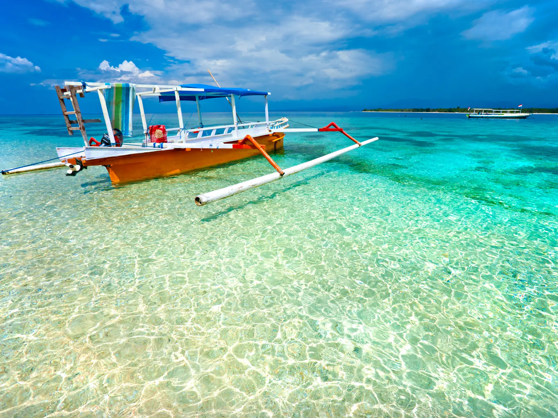 shutterstock_119499910 Beautiful sea and coastlines of Gili Meno, Indonesia..jpg