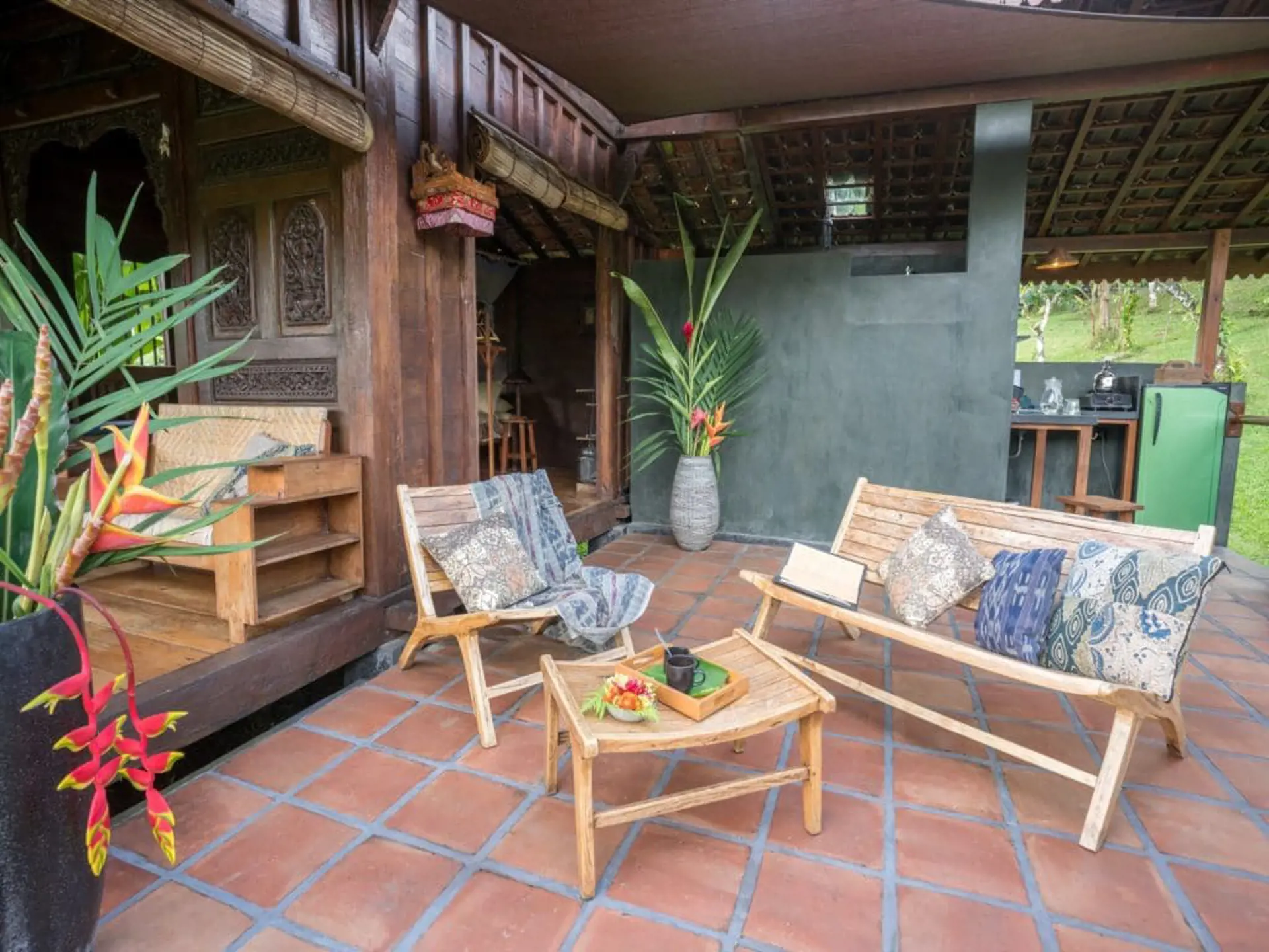 Pondok-Java-Bungalow-Bali-eco-lodge-veranda-Bali-Eco-Stay-1024x768.jpg