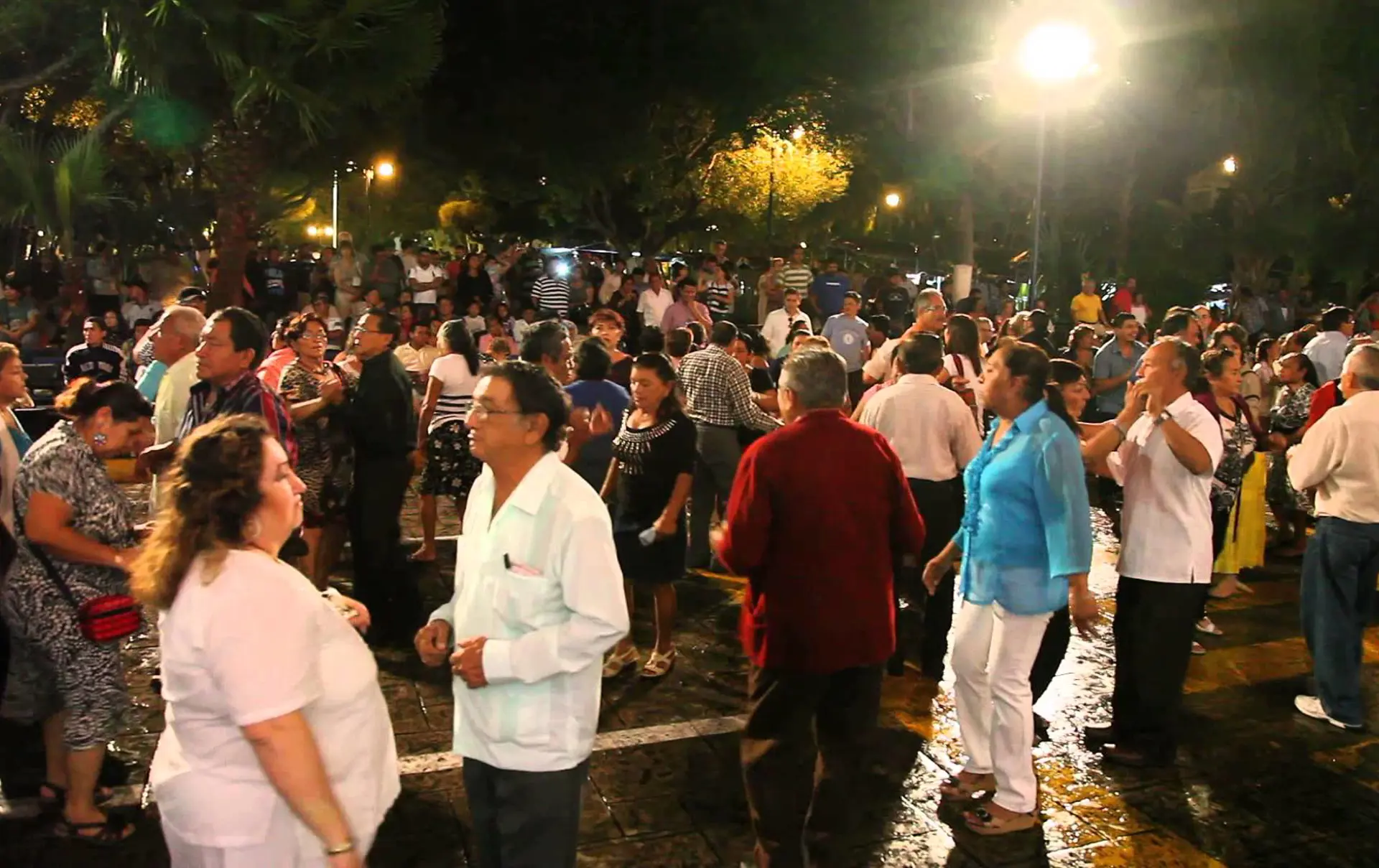 Dans om aftenen i Merida.jpg