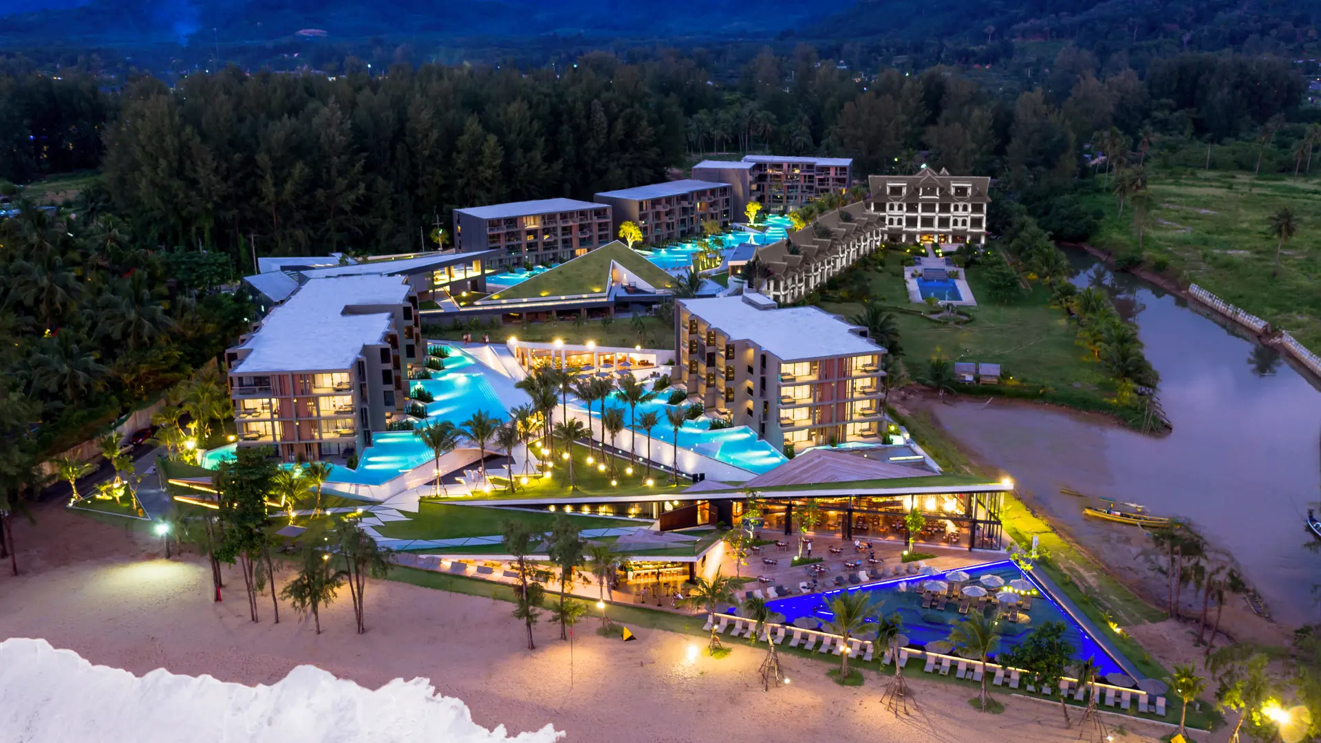 Hotel Outdoor 38.jpg