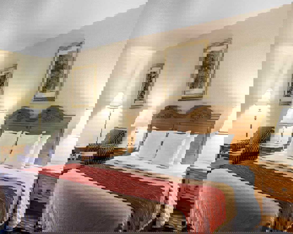2048x1638.jpg
