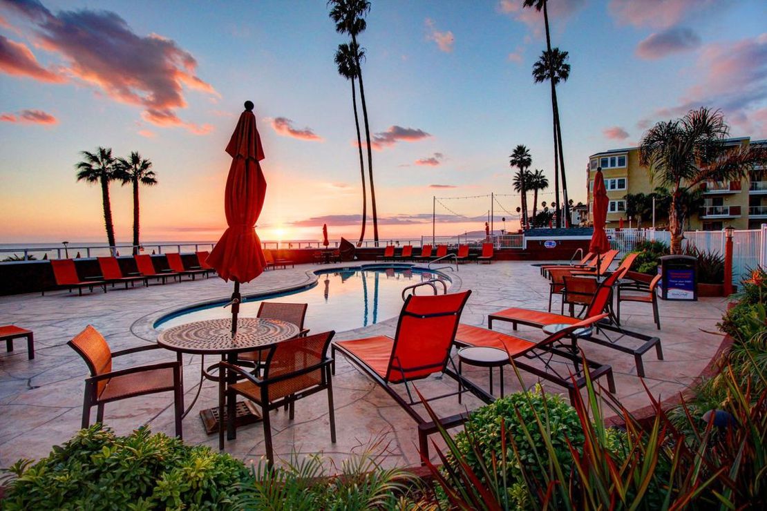 pool-at-sunset_orig.jpg
