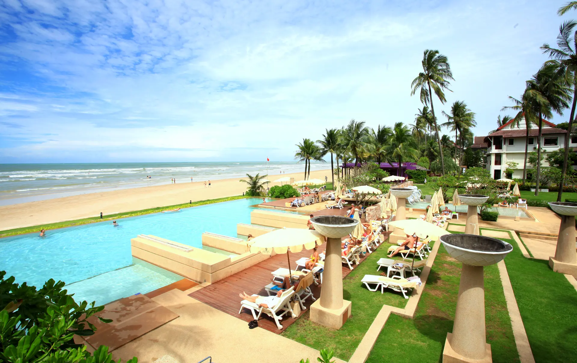 Main Pool 6.JPG