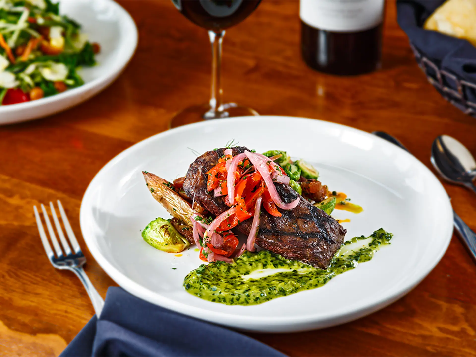 20150501aramark-powell_steak_1000x667.jpg