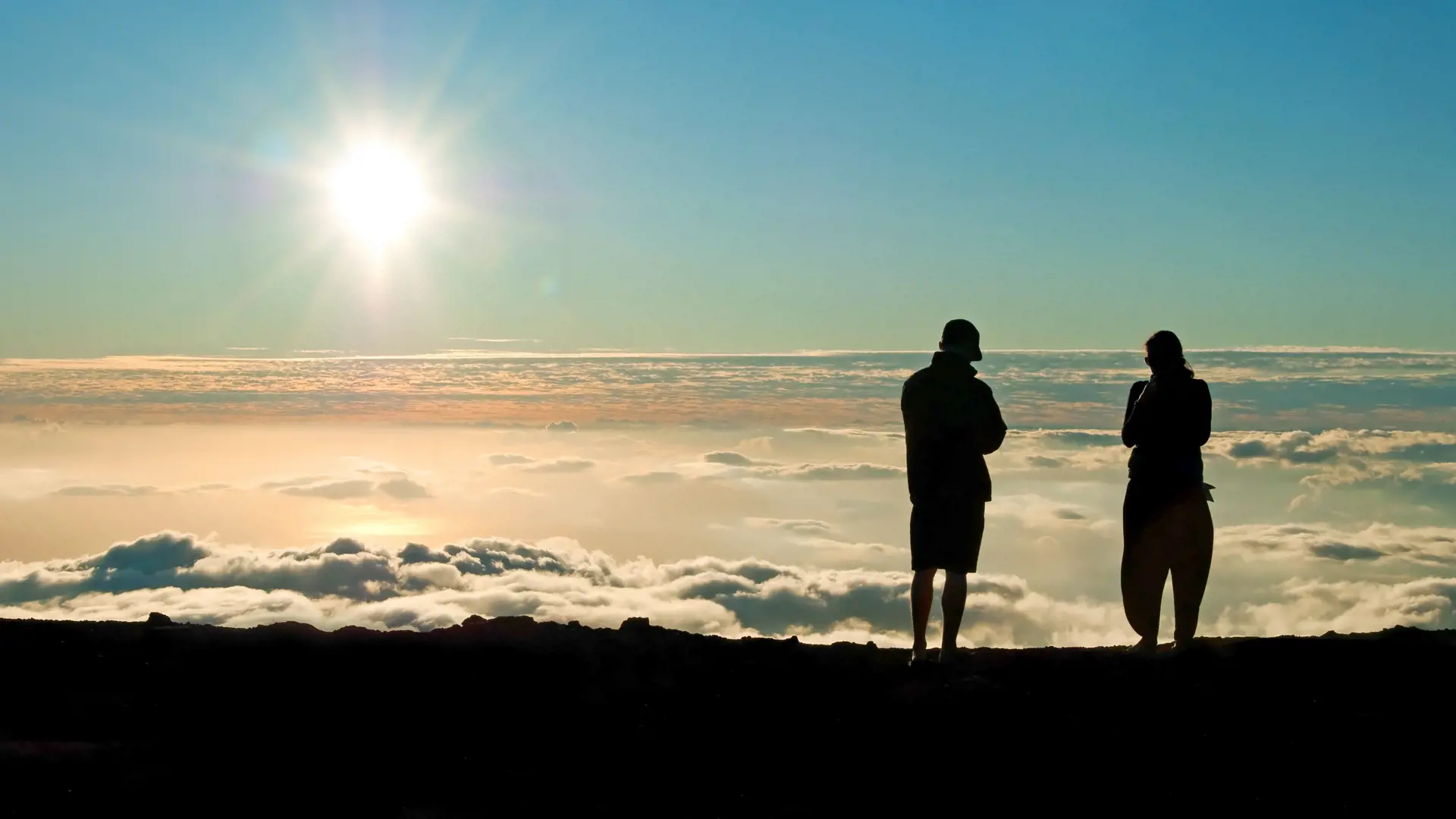 MAUI - solopgangen fra toppen af Haleakala vulkanen er et uforglemmeligt syn og bør opleves, Check Point Travel