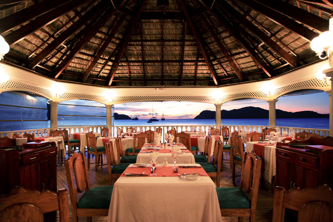 Restaurant Dinner.jpg