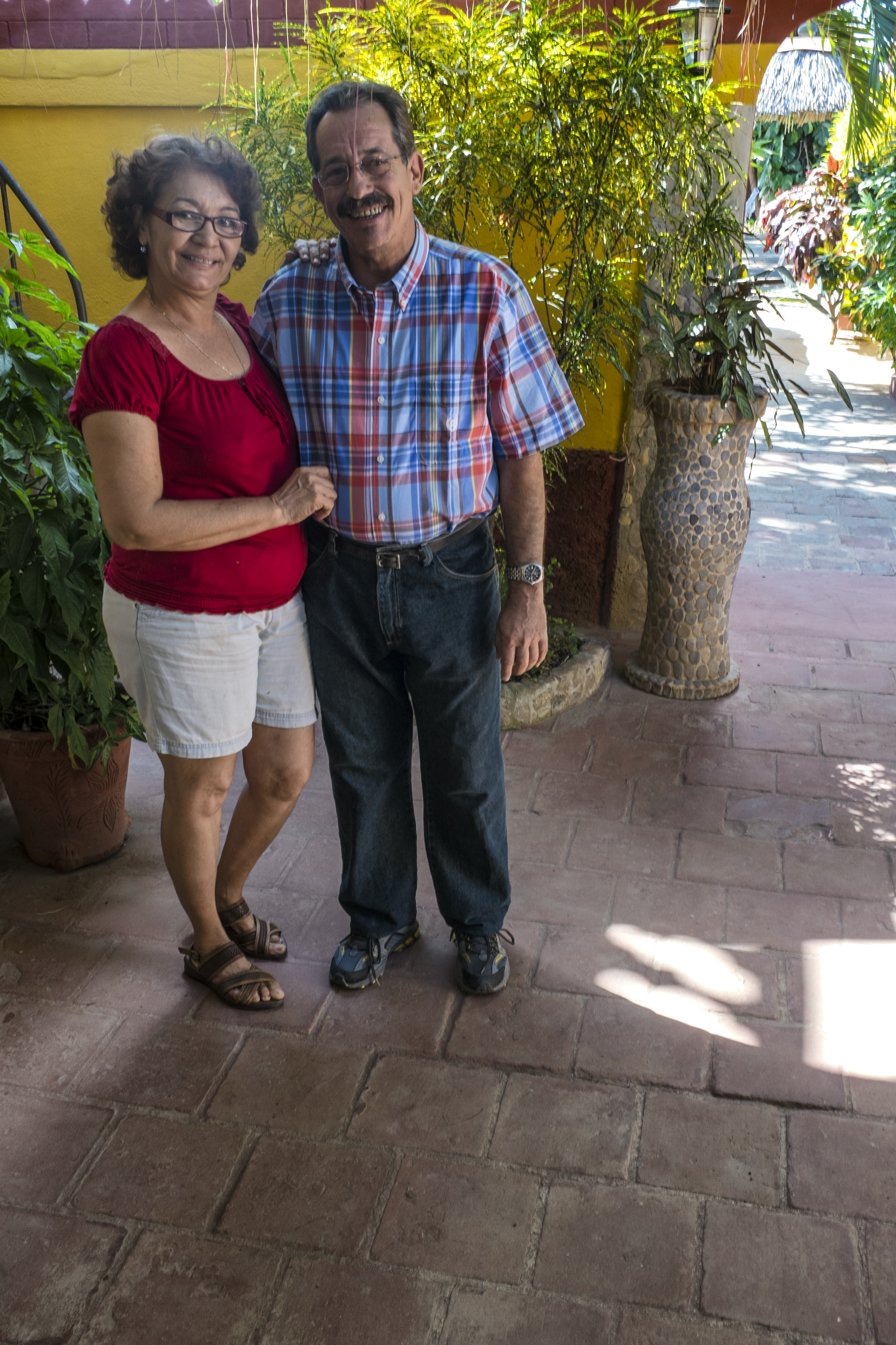 CASA PARTICULAR - de imødekommende værtsfamilier glæder sig til at tage imod og hjælpe på bedste vis, Check Point Travel