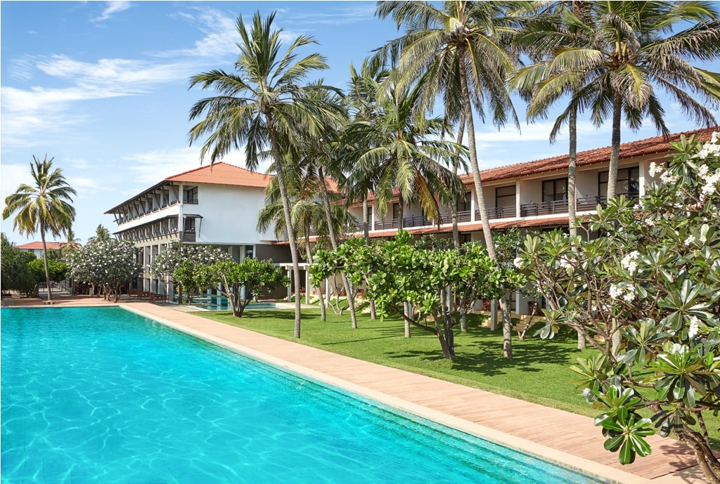 JBHN_Exterior2_0389_NJ_F_NEW - Copy.jpg