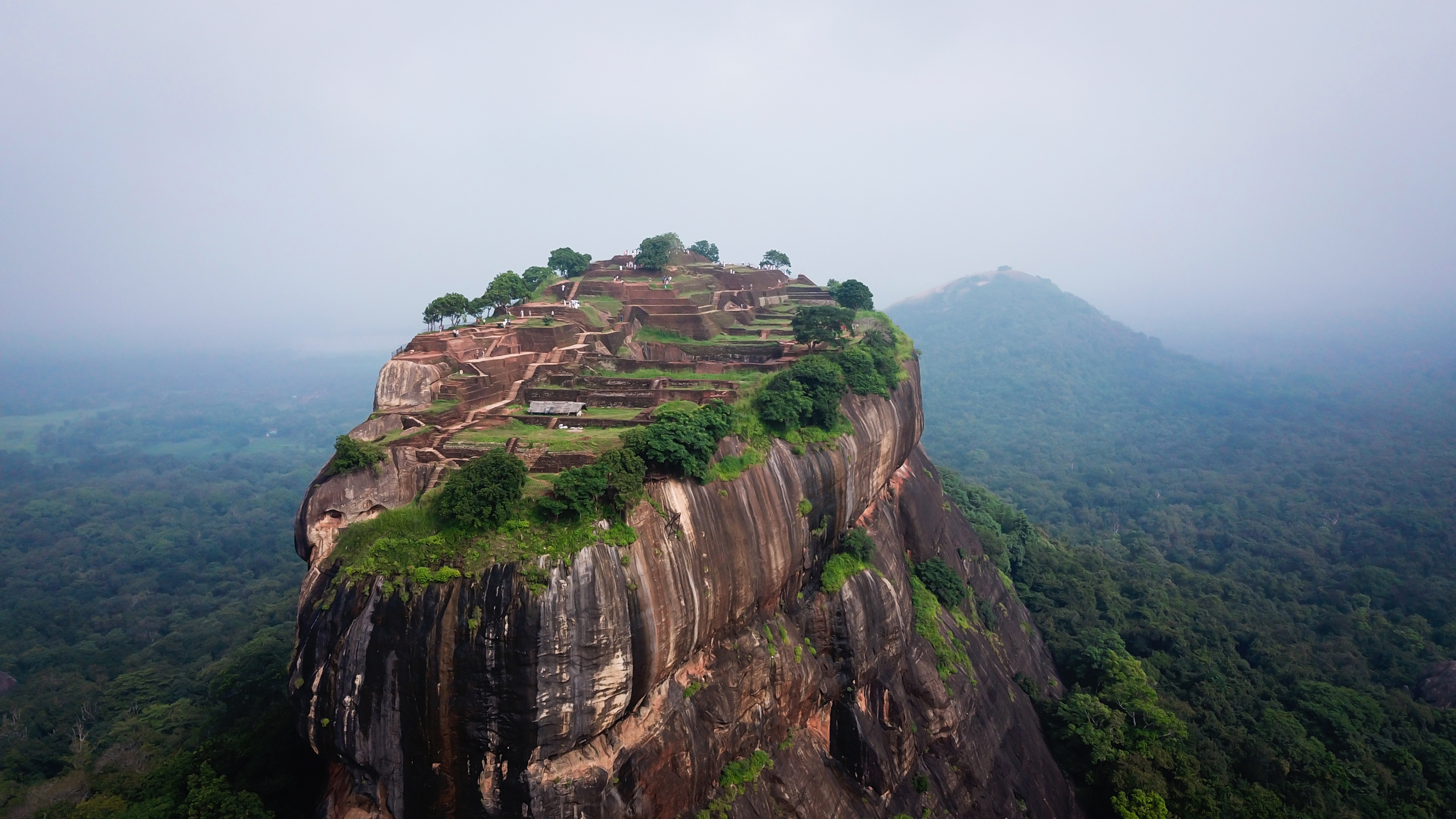 Sigiriya Rock overblik.jpg