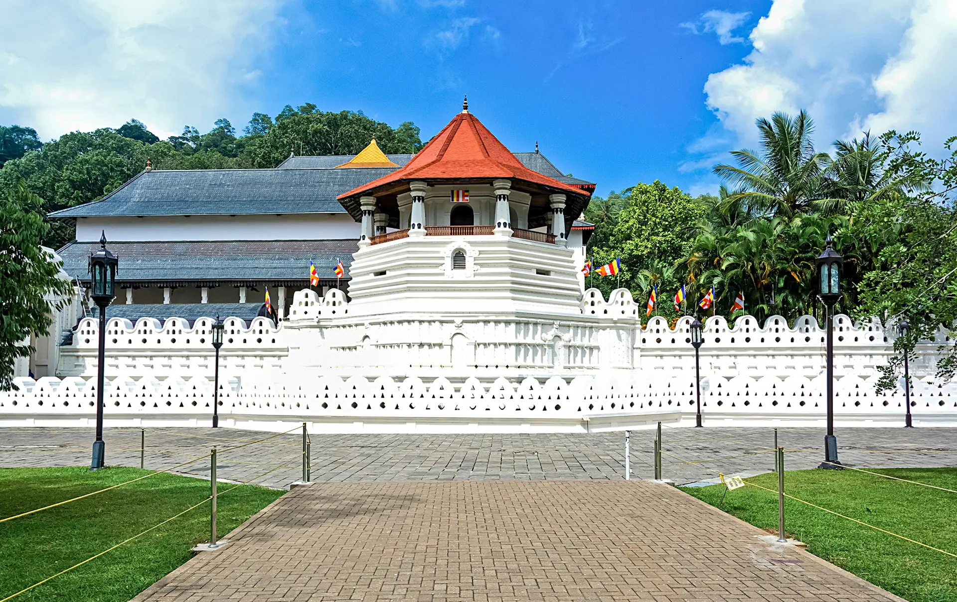 Tandens Tempel i Kandy. Rejser til Sri Lanka.jpg