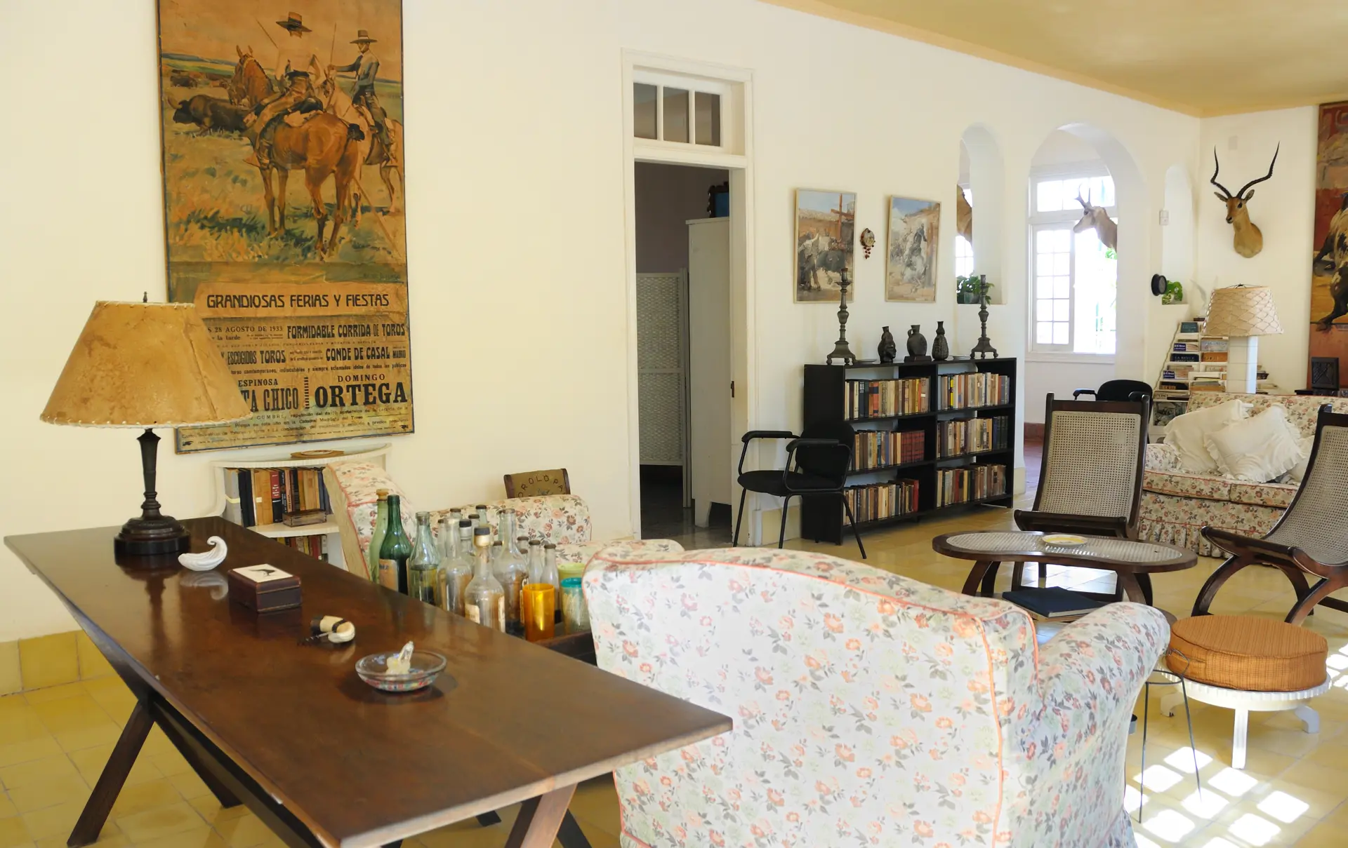 shutterstock_52594114 Finca Vigia where Ernest Hemingway lived from 1939 to 1960, now a museum..jpg