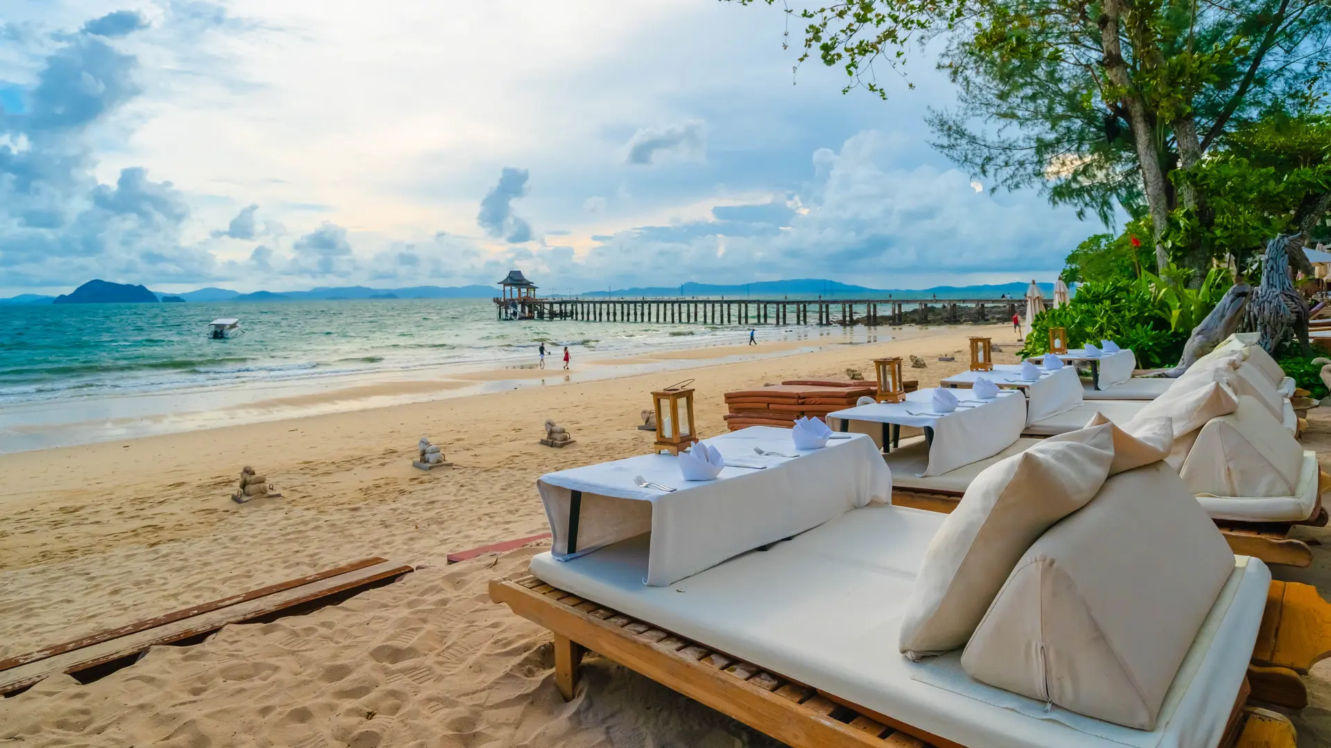Beach - 03.jpg