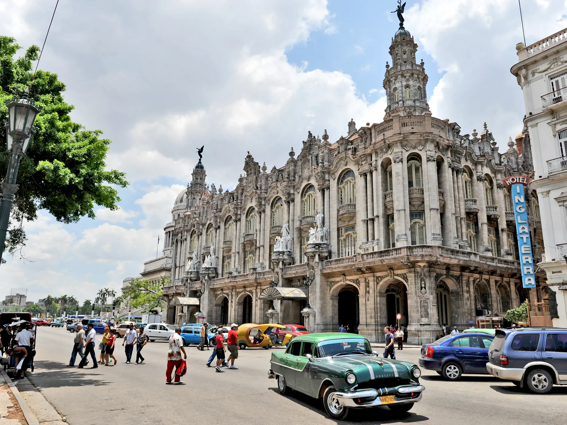shutterstock_160699679 The Great Theatre of Havana.jpg