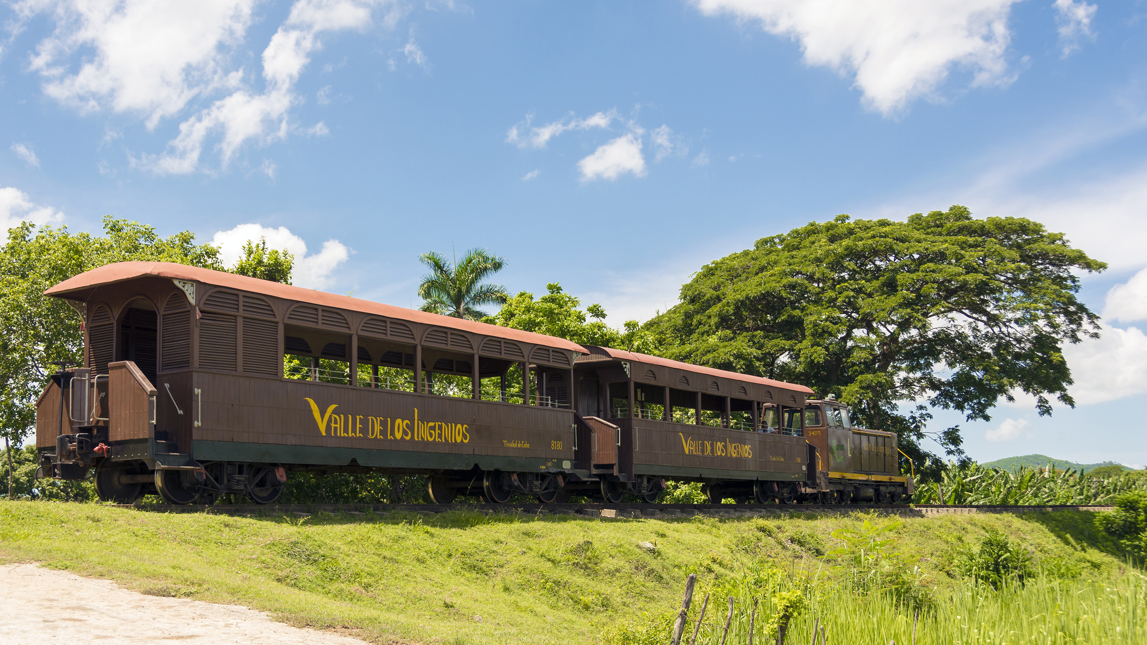 shutterstock_247607941 Tourist train in the Valley of the Sugar Mills or Valle de los Ingenios.jpg