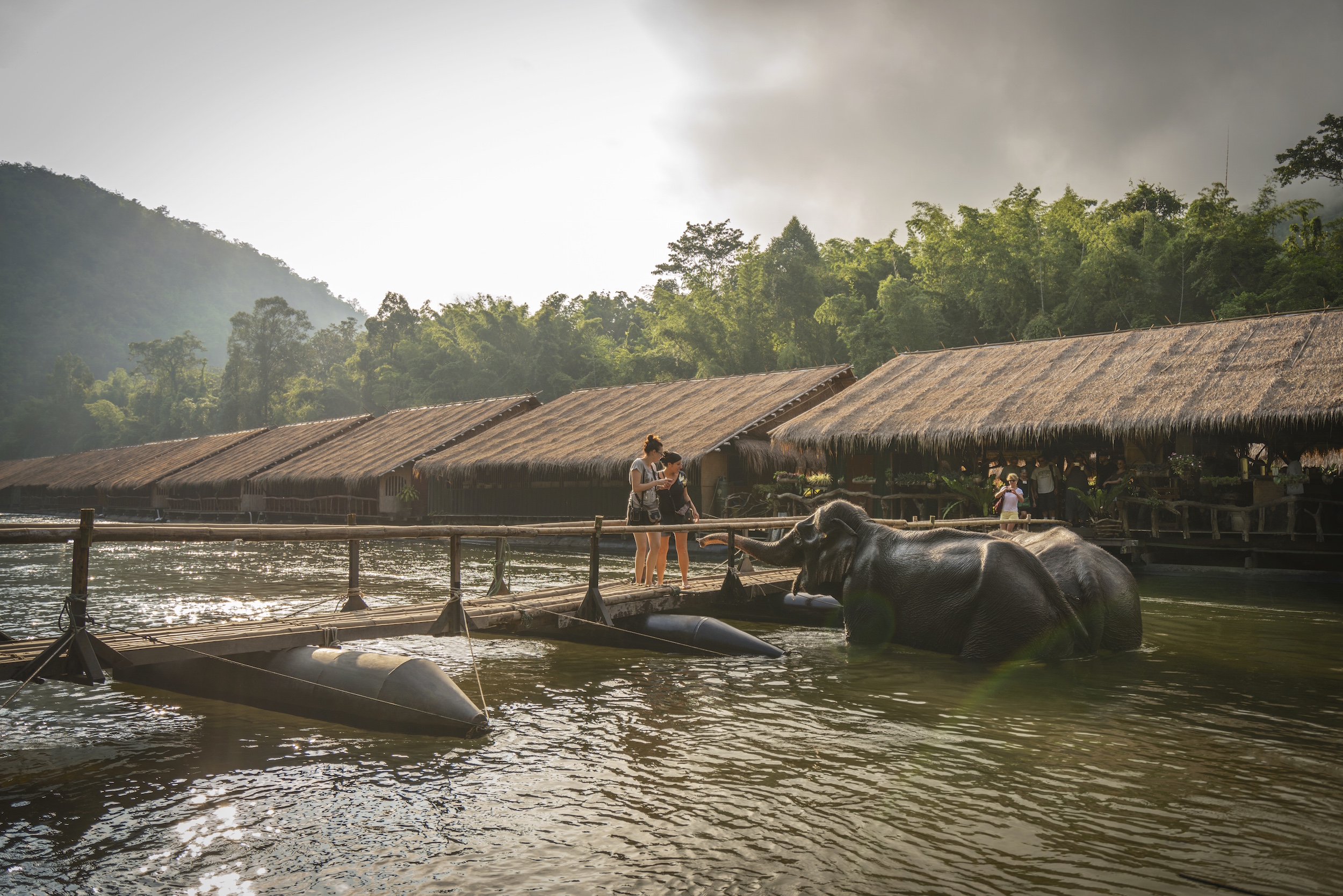 11floating-riverkwaijungleraftshotel-kanchanaburi-thailand.jpg