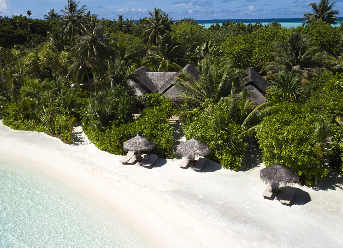 73108336-H1-ADHI_FamilyBeachVilla_drone_01_G_A_H.jpg