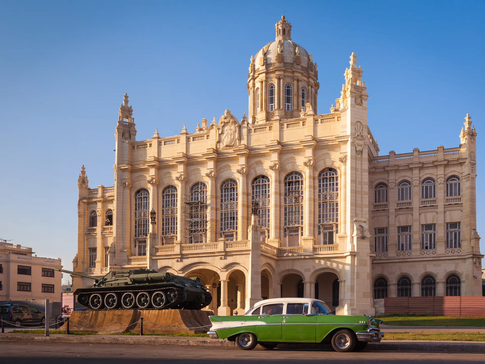 shutterstock_329292377 Soviet tank destroyer in front of the Museum of the Revolution, Havana.jpg