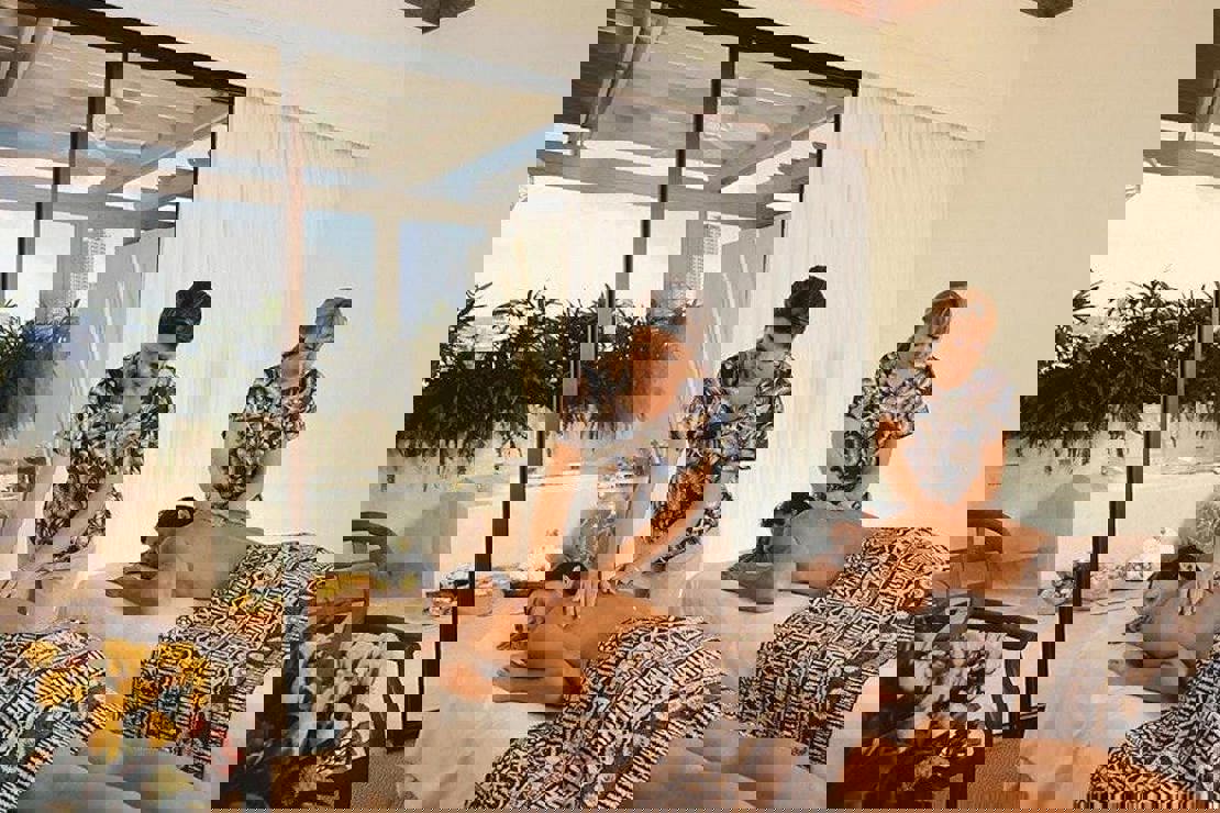 P 10672360 10152395527065765 5613701623928538889 N 54 990X660