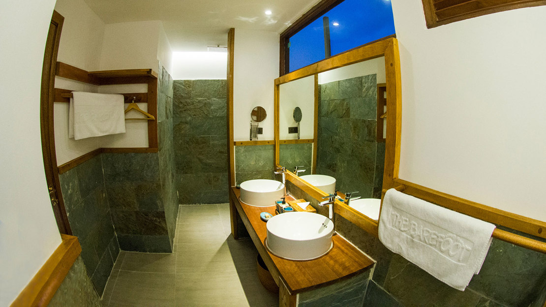 Maldives Seaside Room 0356