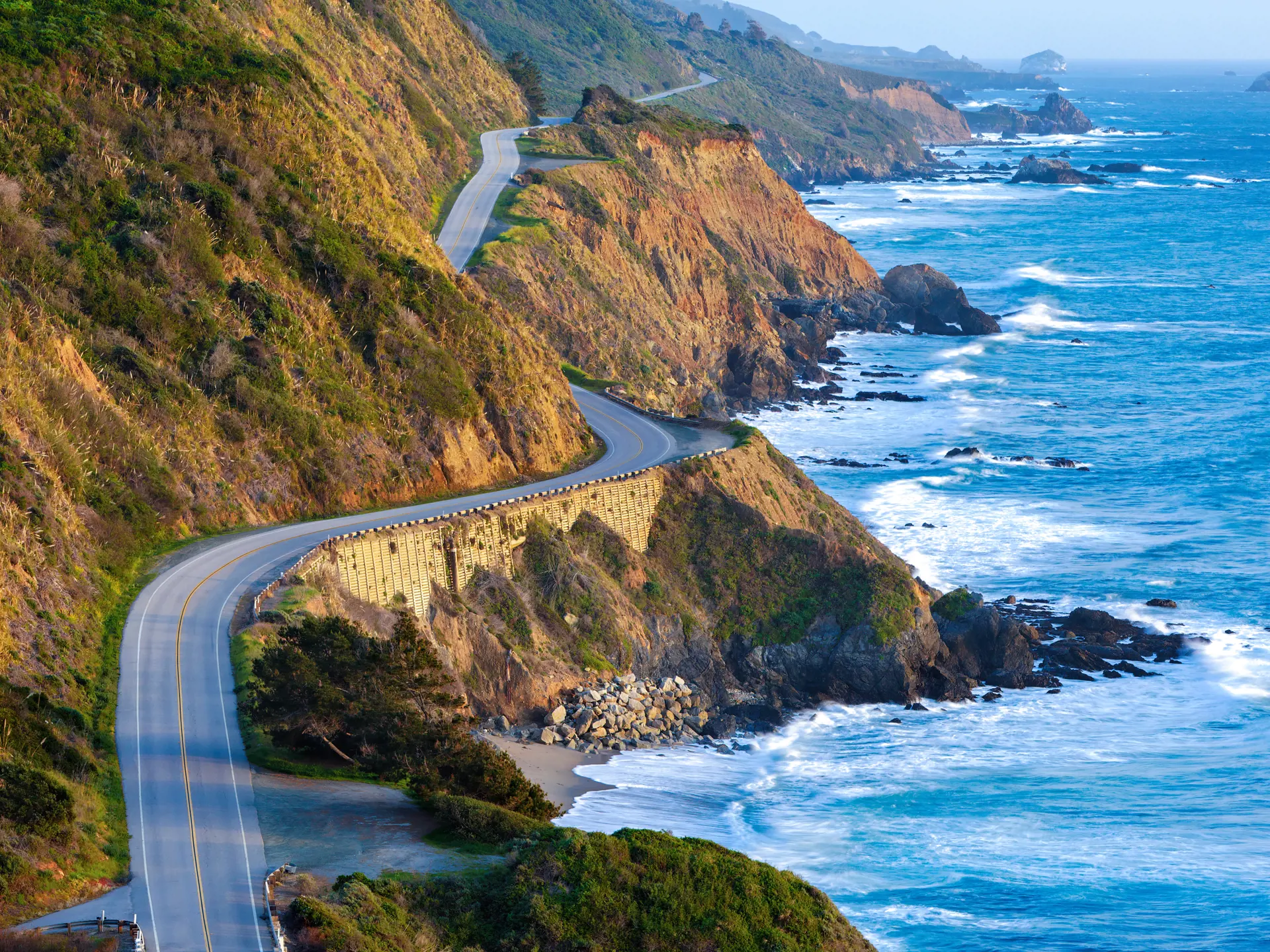 shutterstock_127554866 Pacific Coast Highway (Highway 1) at southern end of Big Sur, California.jpg