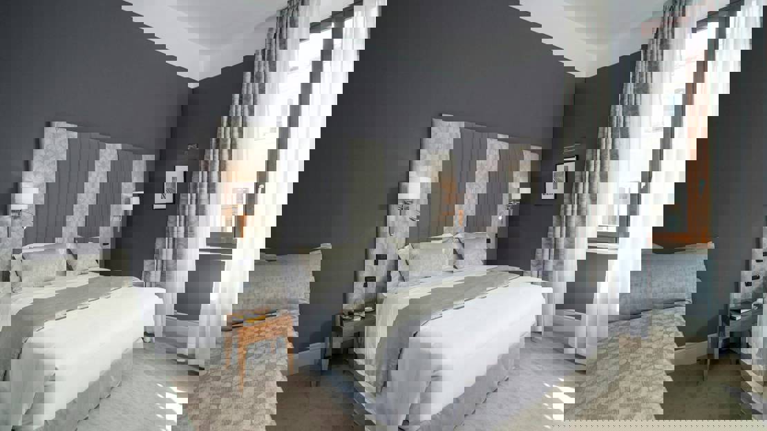 16 Deluxetripleroom5a