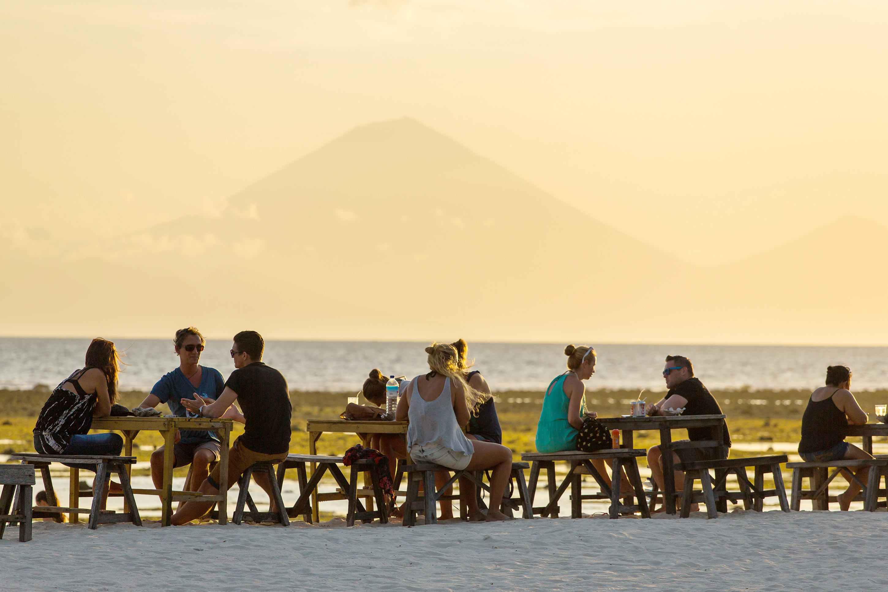 Solnedgang På Gili T Lombok Shutterstock 556130932