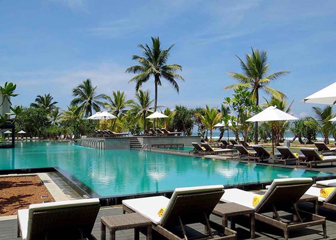 Sri Lanka Swimming Pool 2 640X457