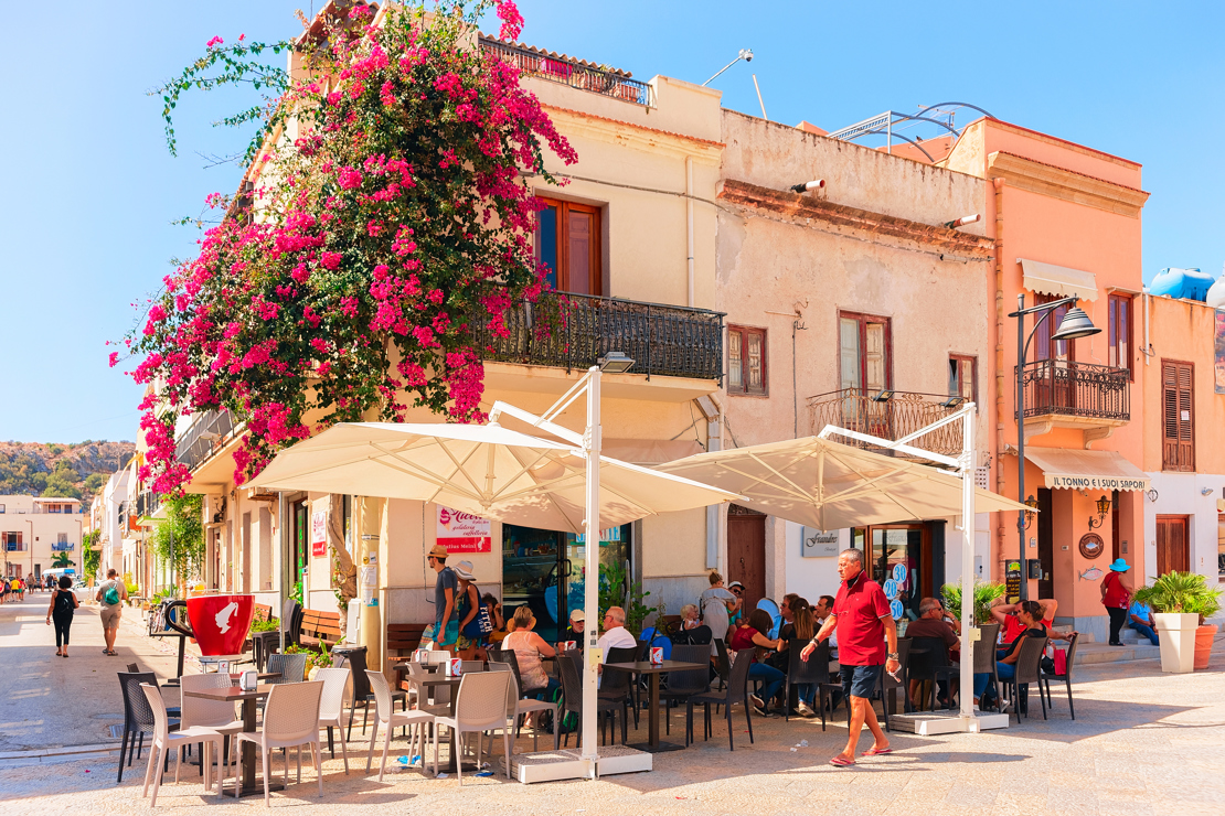 San Vito Lo Capo er en hyggelig badeby på Siciliens nordspids 