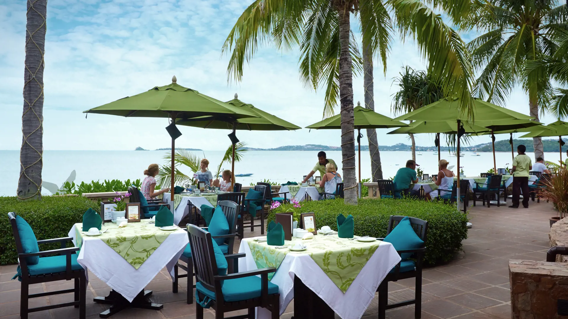 L Ocean Beach Restaurant (Buffet Breakfast2)