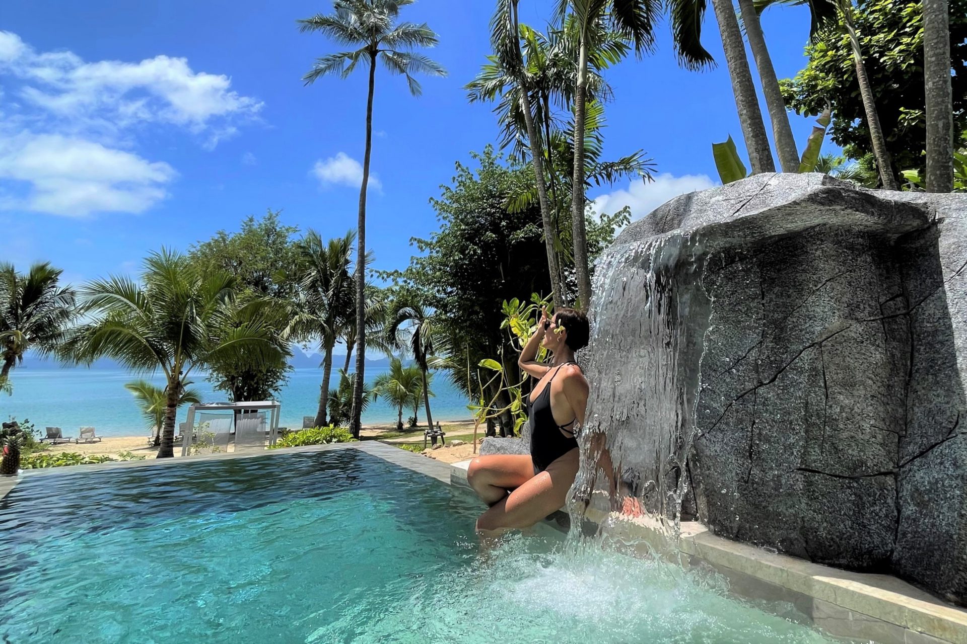 Photo 9 8 2564 BE 11 34 12 4 1