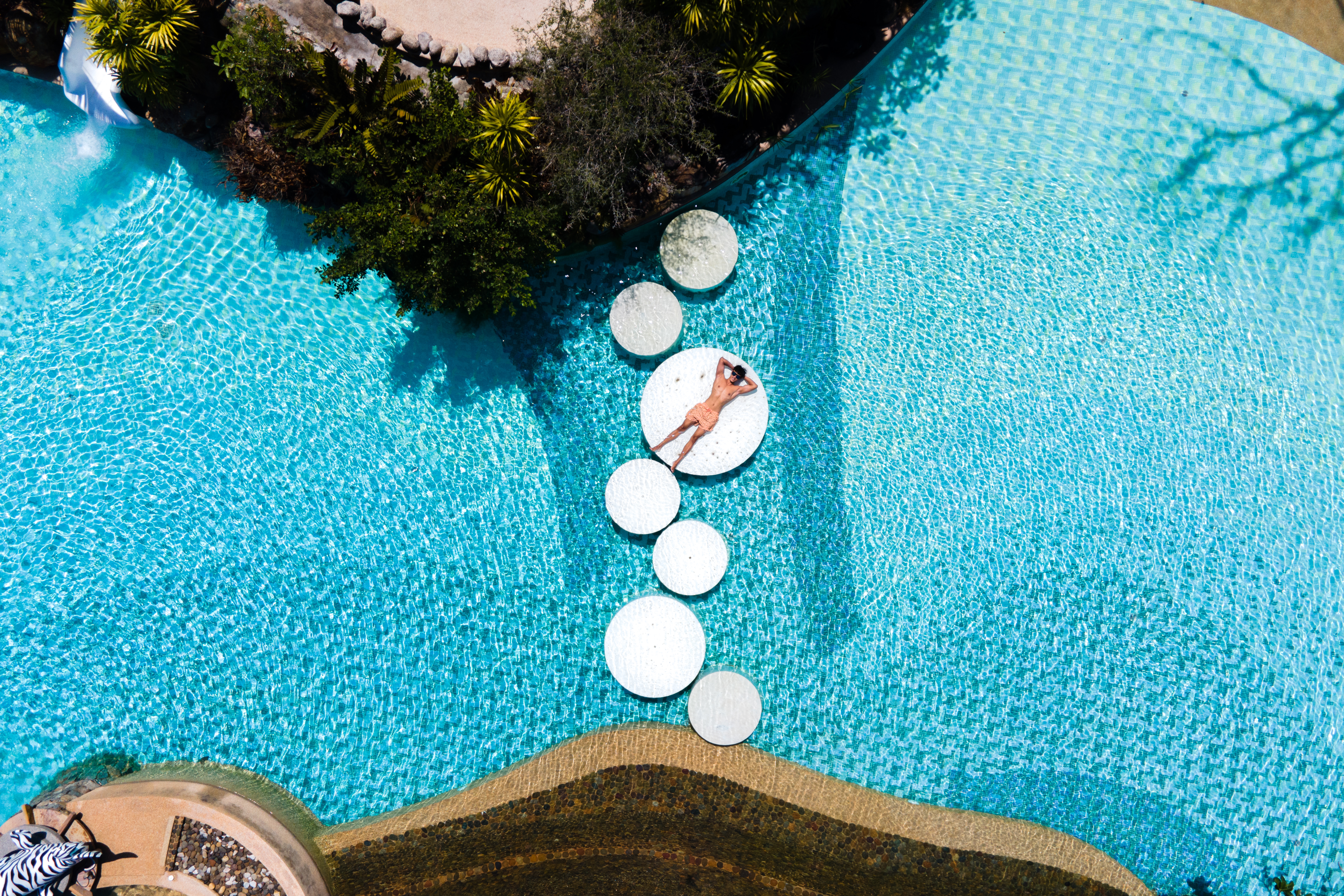 01. Resort Exterior Pool