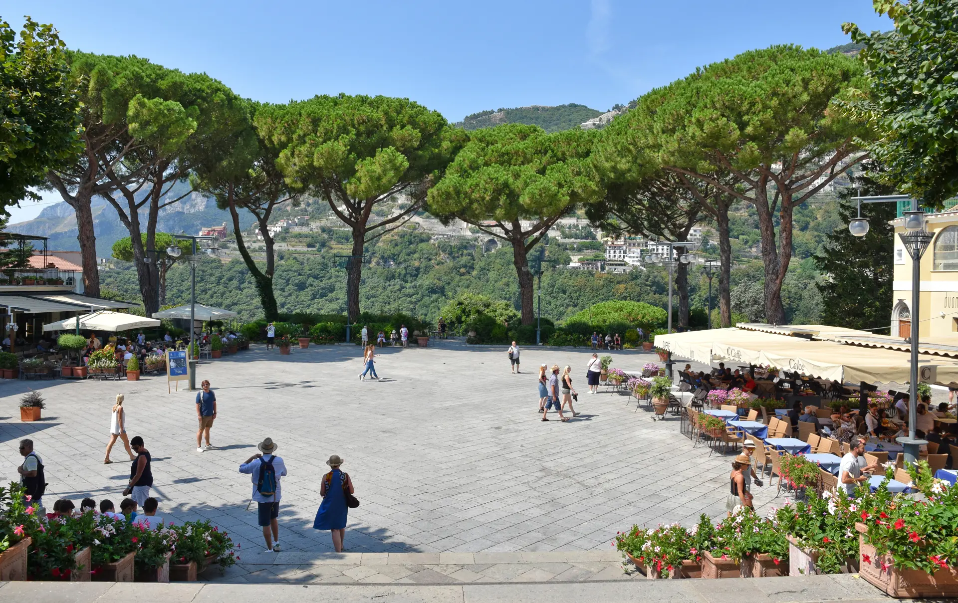 Den centrale torveplads i Ravello, Piazza Duomo