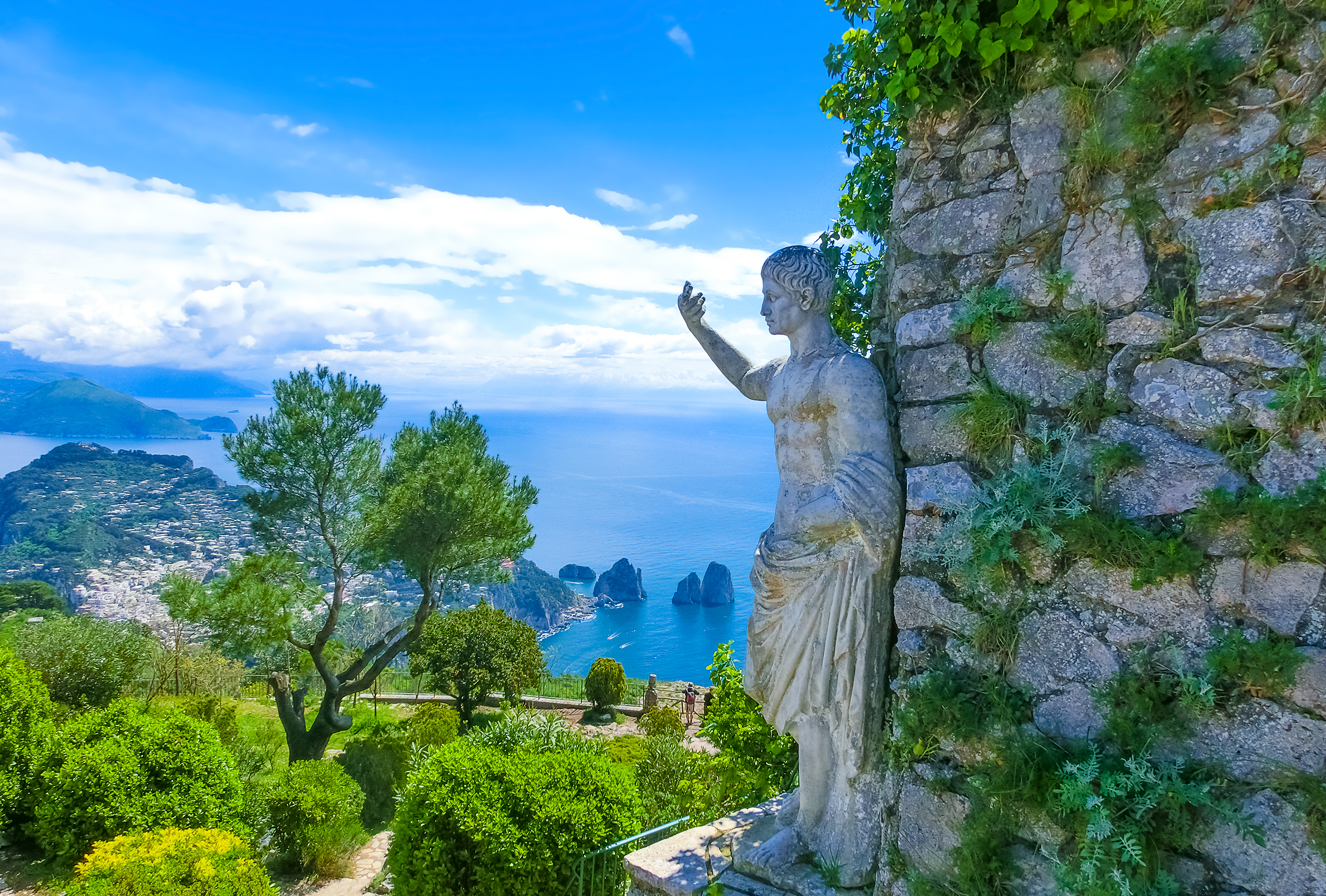 Shutterstock 1843830922