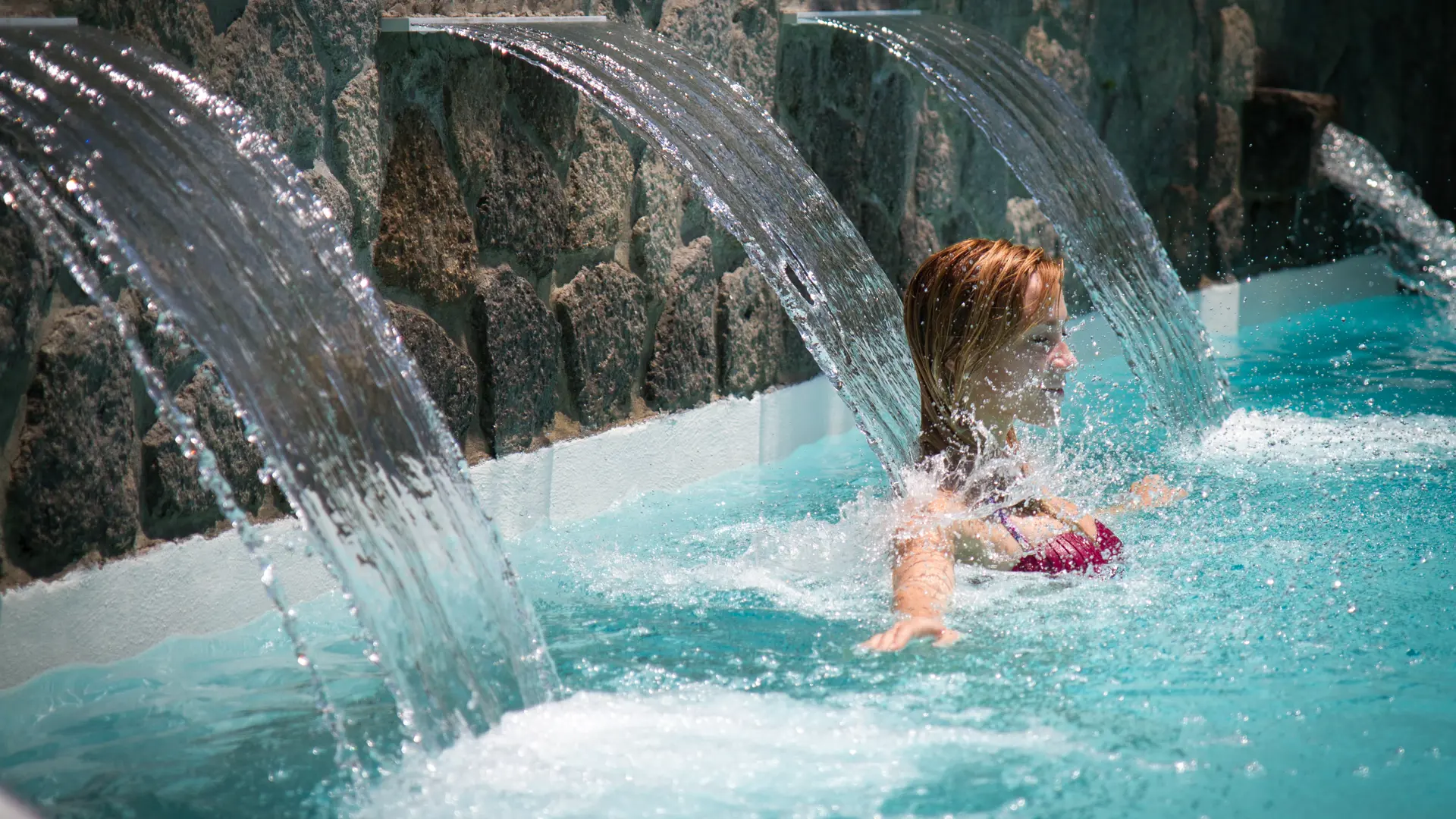 Pool og velvære på Semiramis