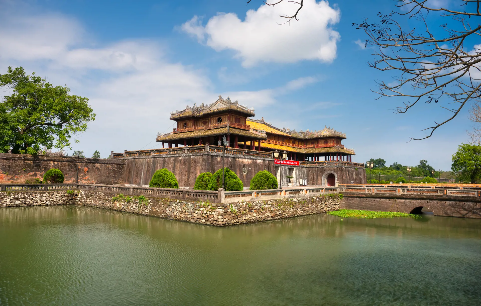 Entrance of Citadel, Hue, Vietnam. Unesco World Heritage Site_66756262.jpg