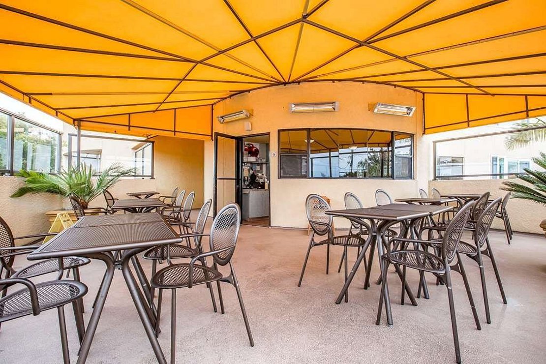 Outdoor Dining Area