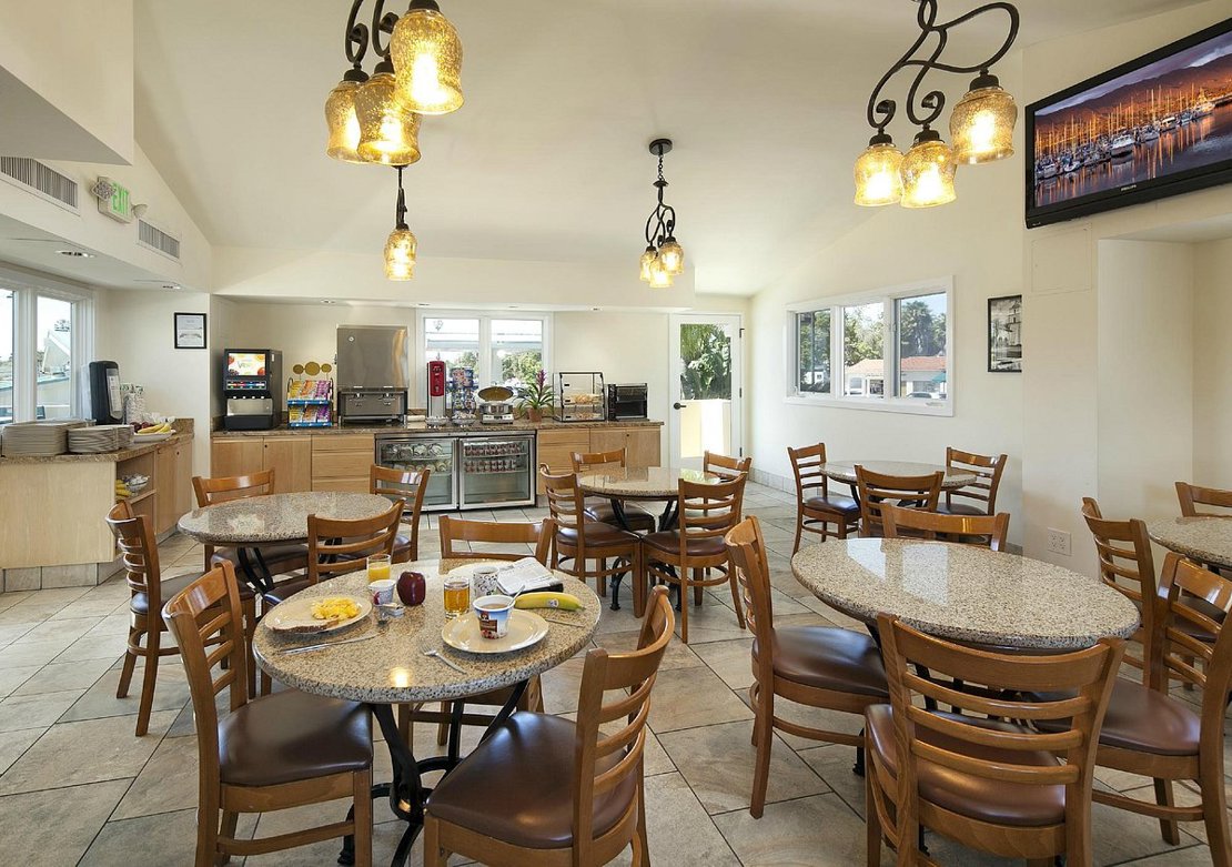 Sandpiper Lodge (2)