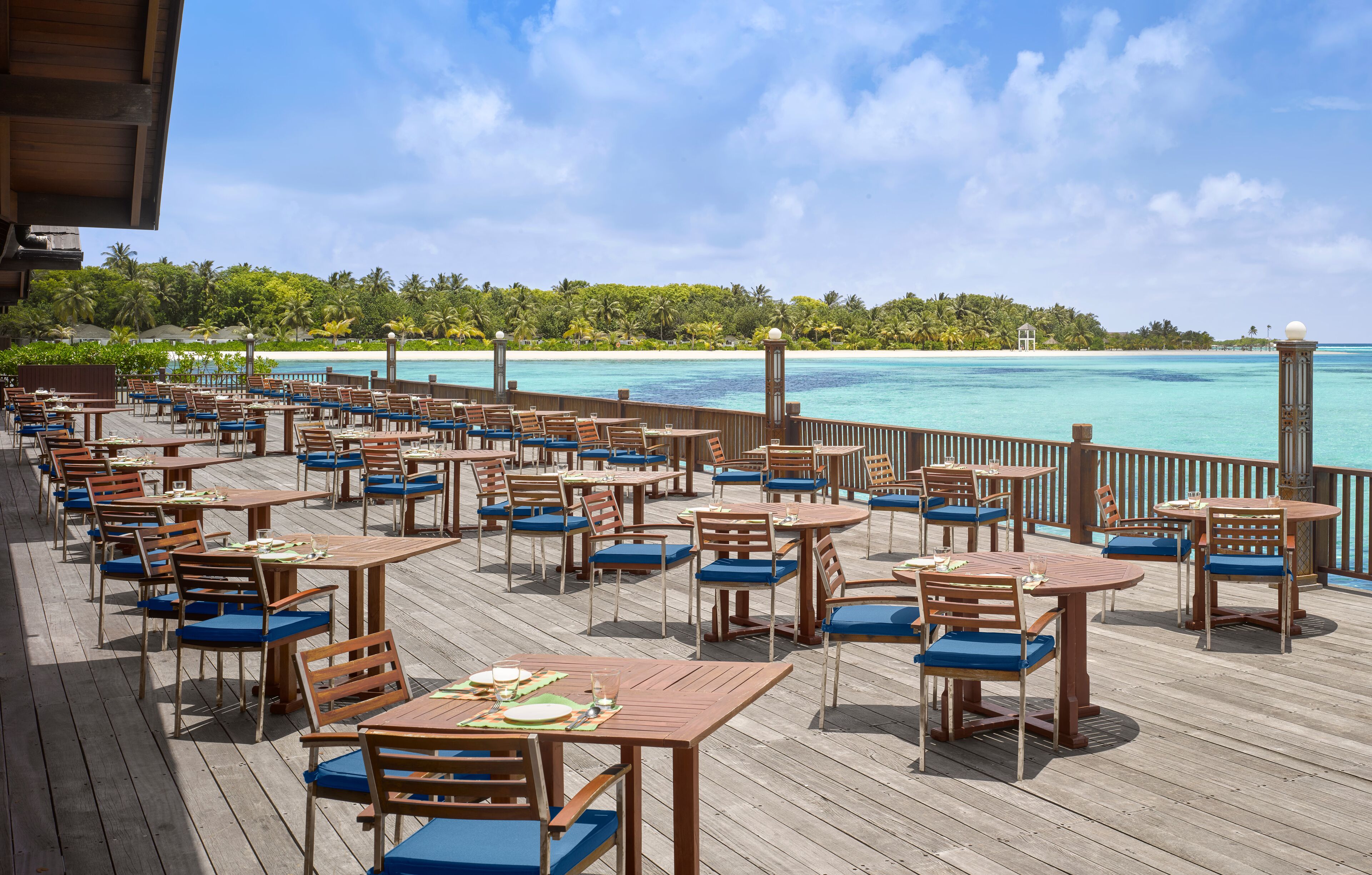 Villa Nautica Lagoon Restaurant Terrace 4K
