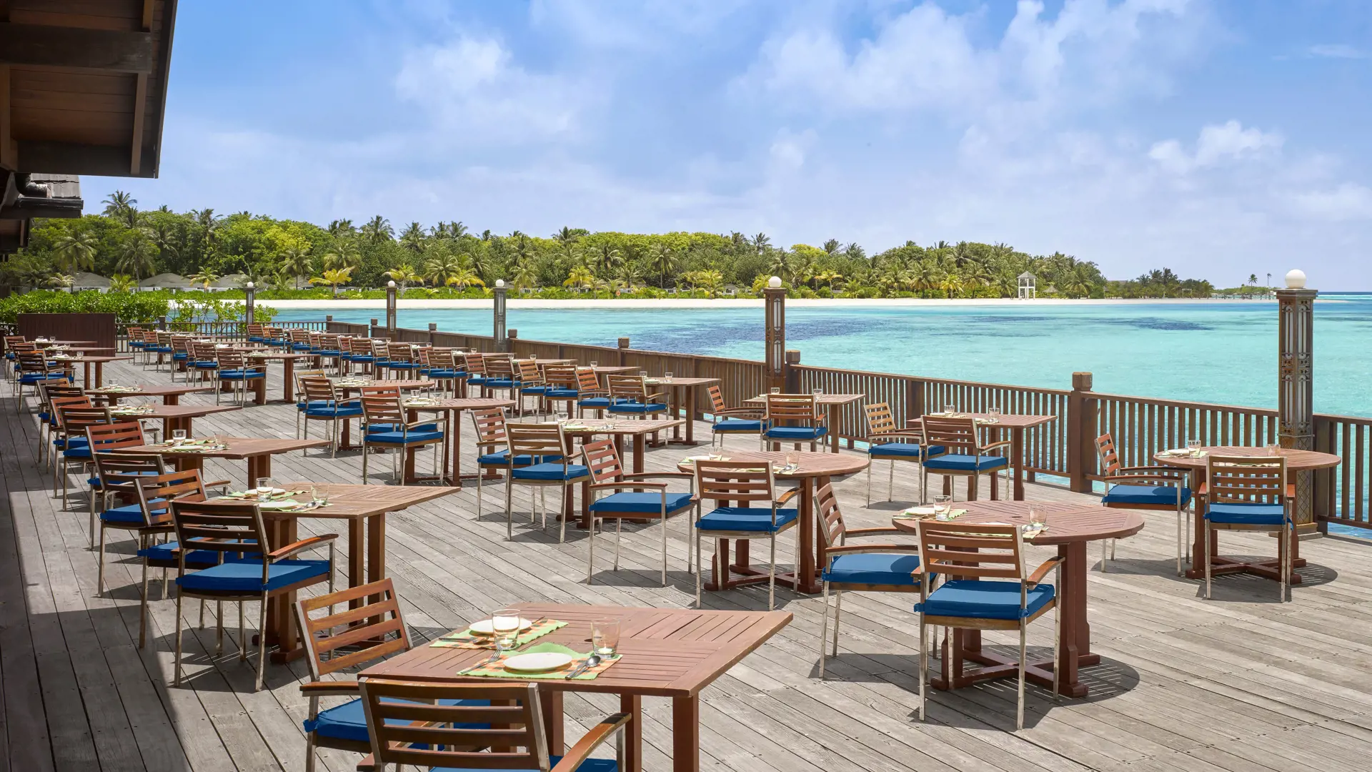 Villa Nautica Lagoon Restaurant Terrace 4K