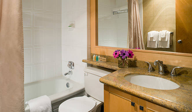 664X356 Whistlervillageinnsuites Bathroom Enhanced