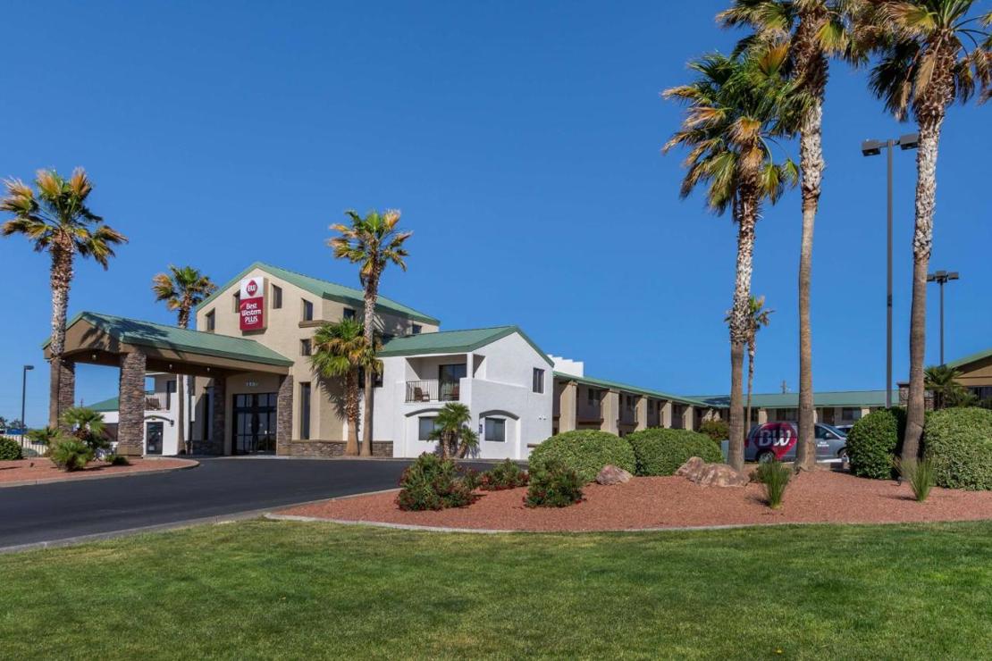 Best Western Plus King's Inn & Suites 5
