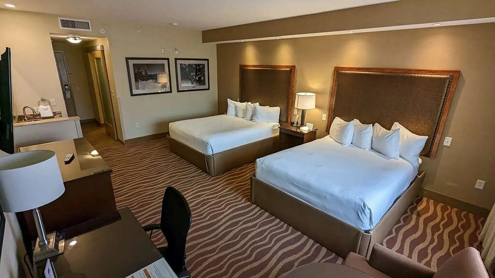 Queen Room