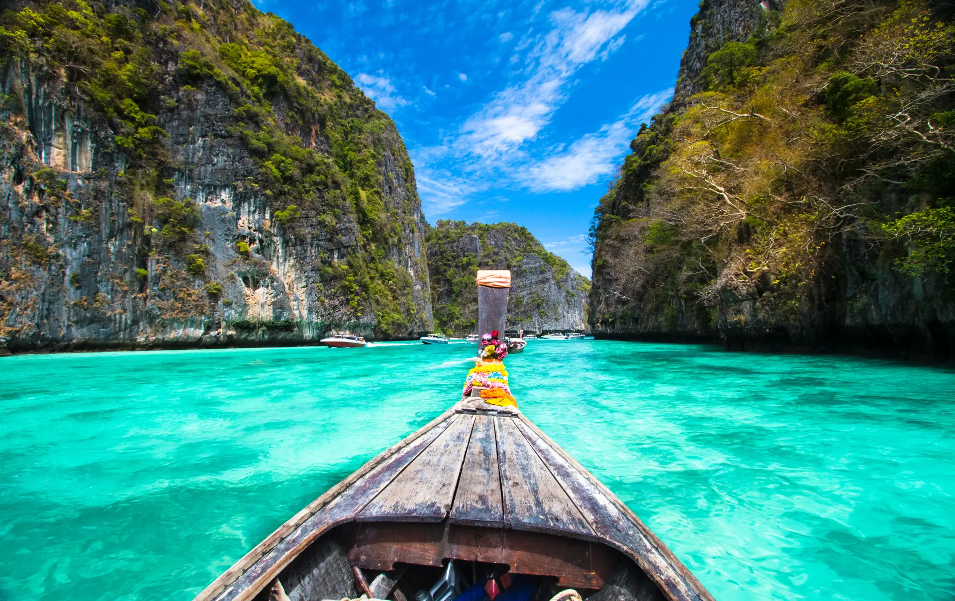 Rejser til Thailand. Sejl med de unikke longtail boats