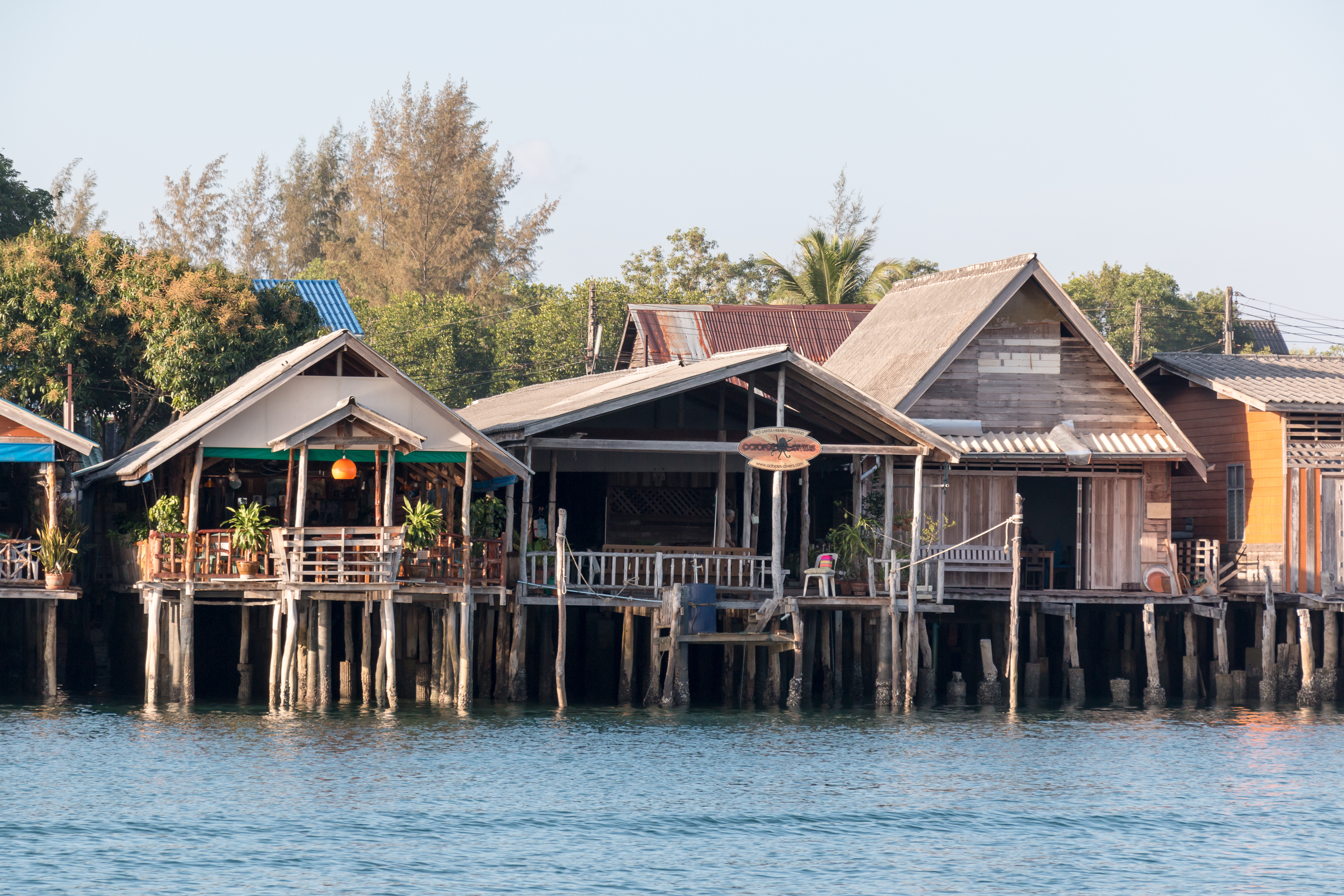 shutterstock_276046100 SALADAN, KOH LANTA, buildings on piers..jpg