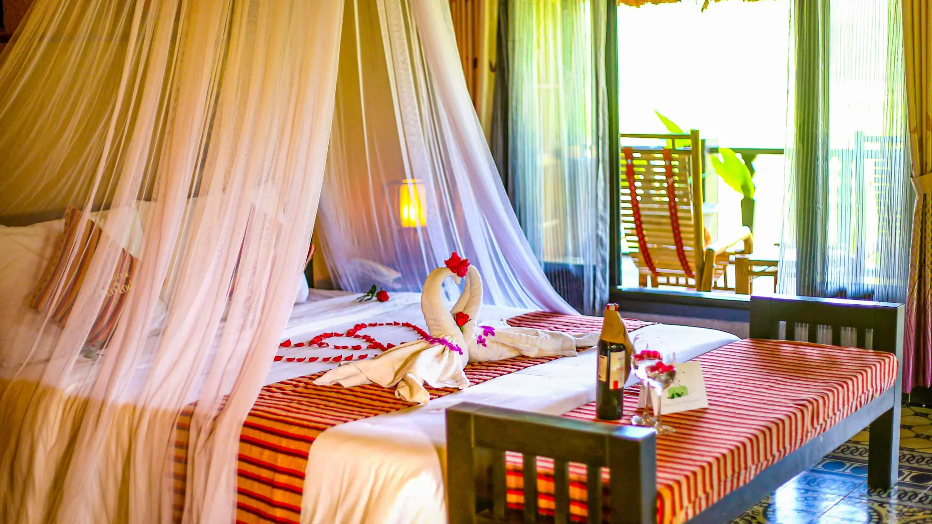 Deluxe Room (3)