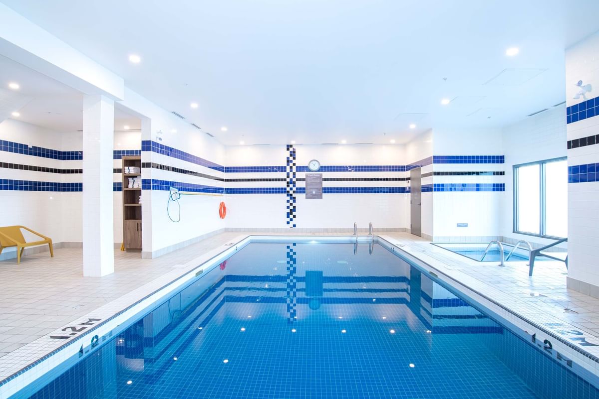 Sandmand Hotel Calgary Airport 5