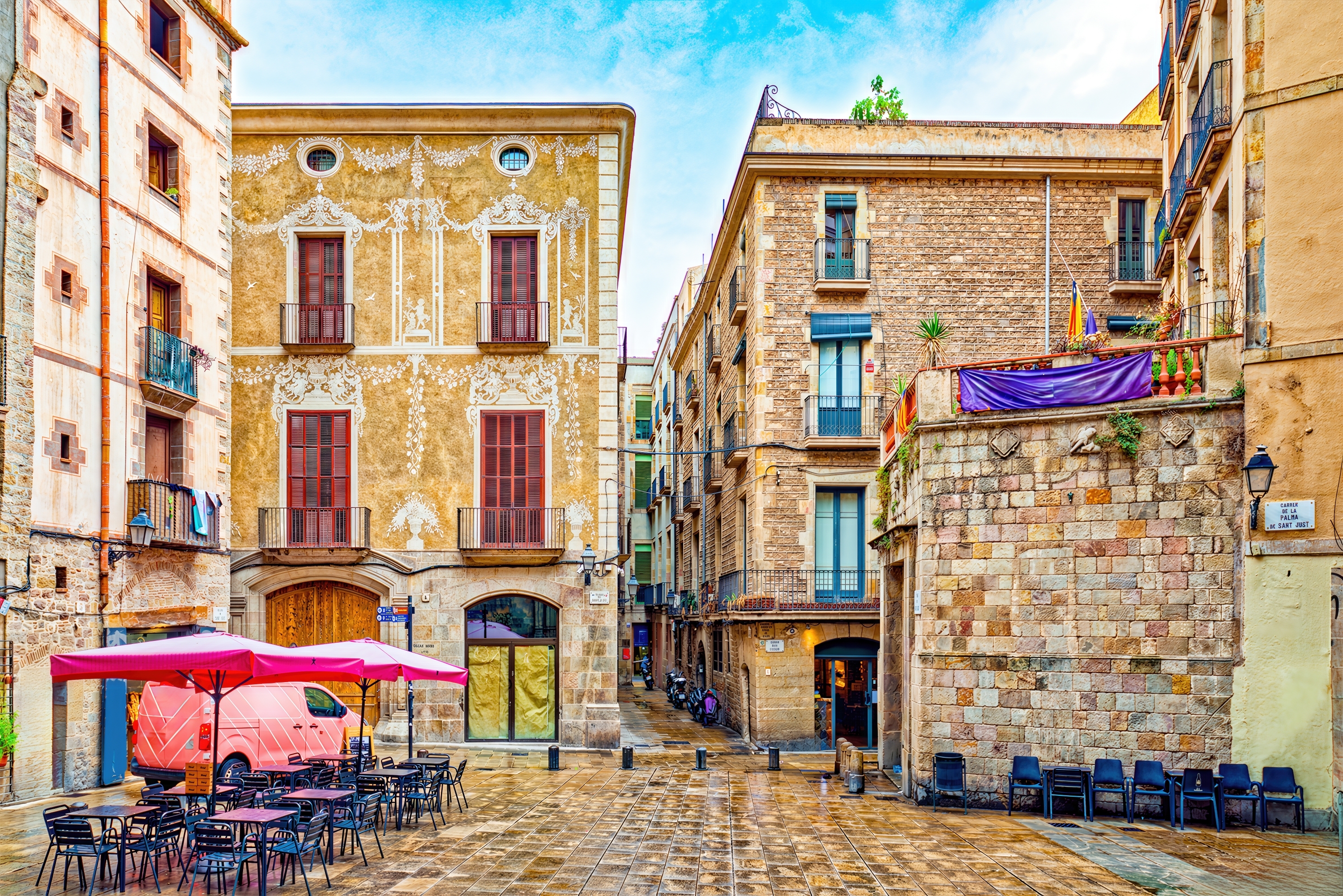 Barcelona Det Gotiske Kvarter Shutterstock 2573913409