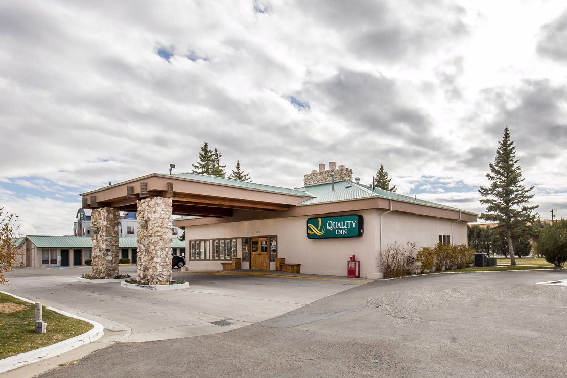 wy402exterior4.jpg