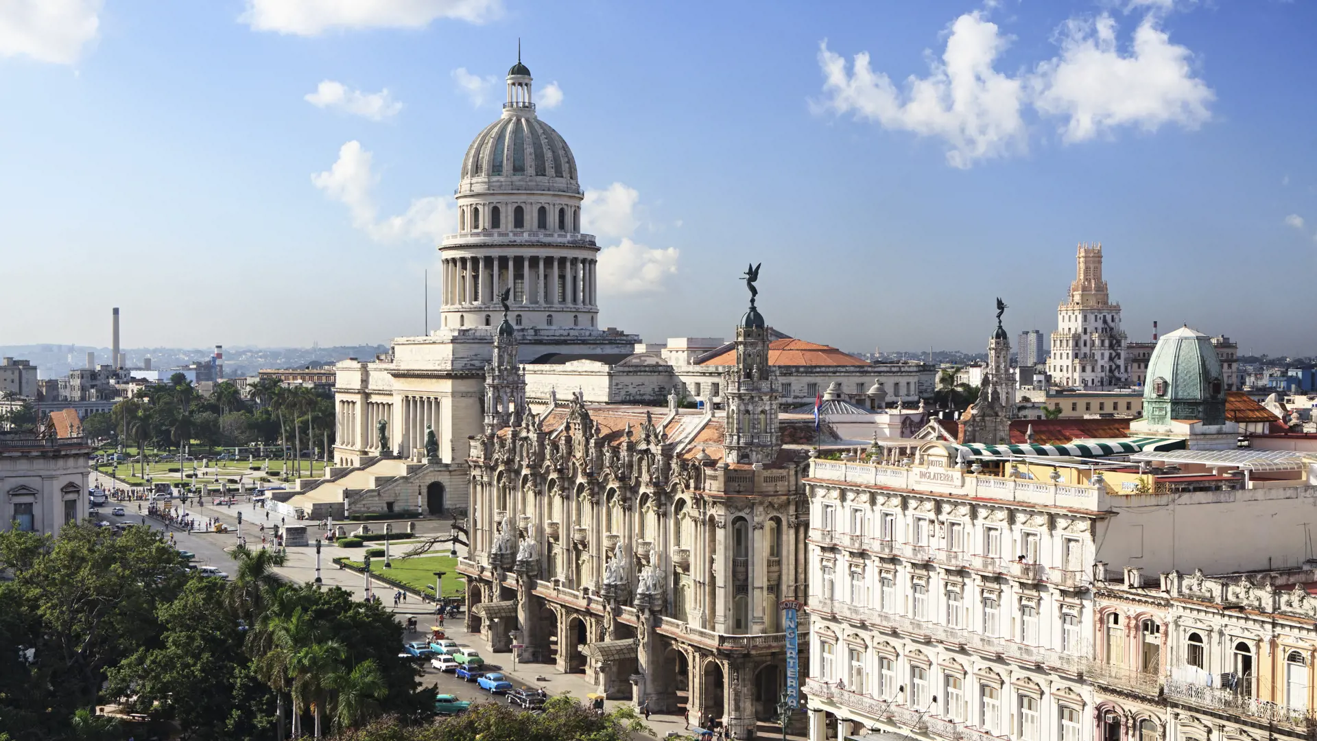 Capitolio and Grand Theater of Havana_120867808.jpg